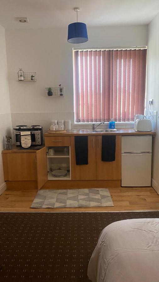 Bv Comfy Studio At Deighton Huddersfield Exterior foto